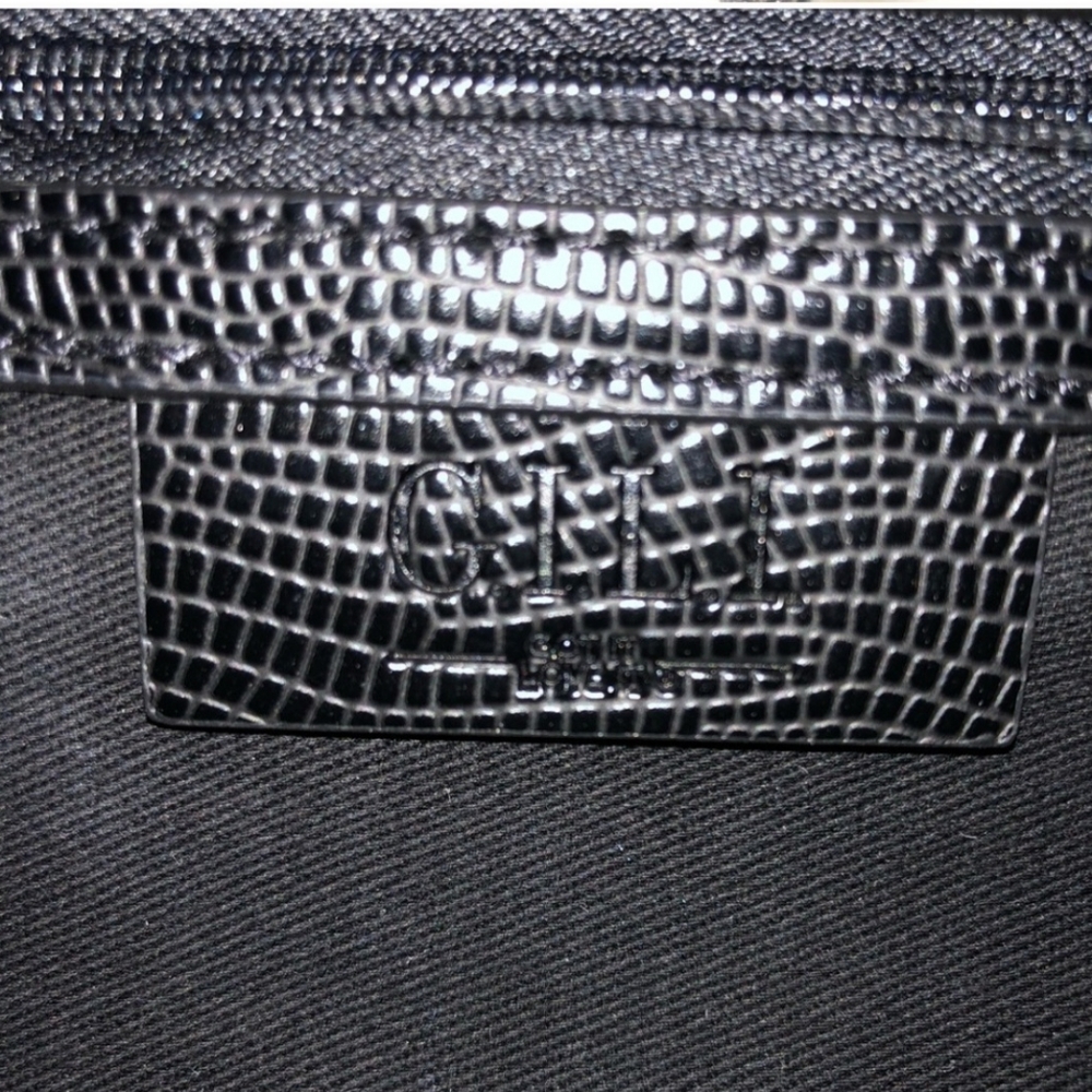 G.I.L.I Leather Camo Crossbody w/ Slim Metallic Wallet - Picture 8 of 12